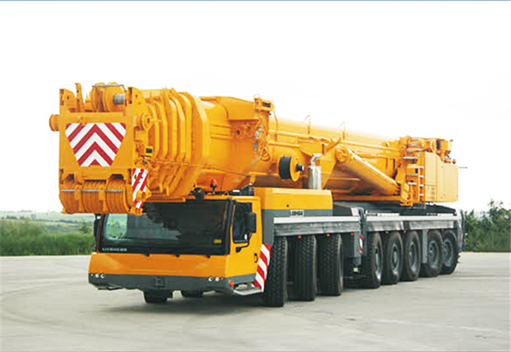 新津县精密设备吊装（如机床、仪器）需要特殊车型吗？